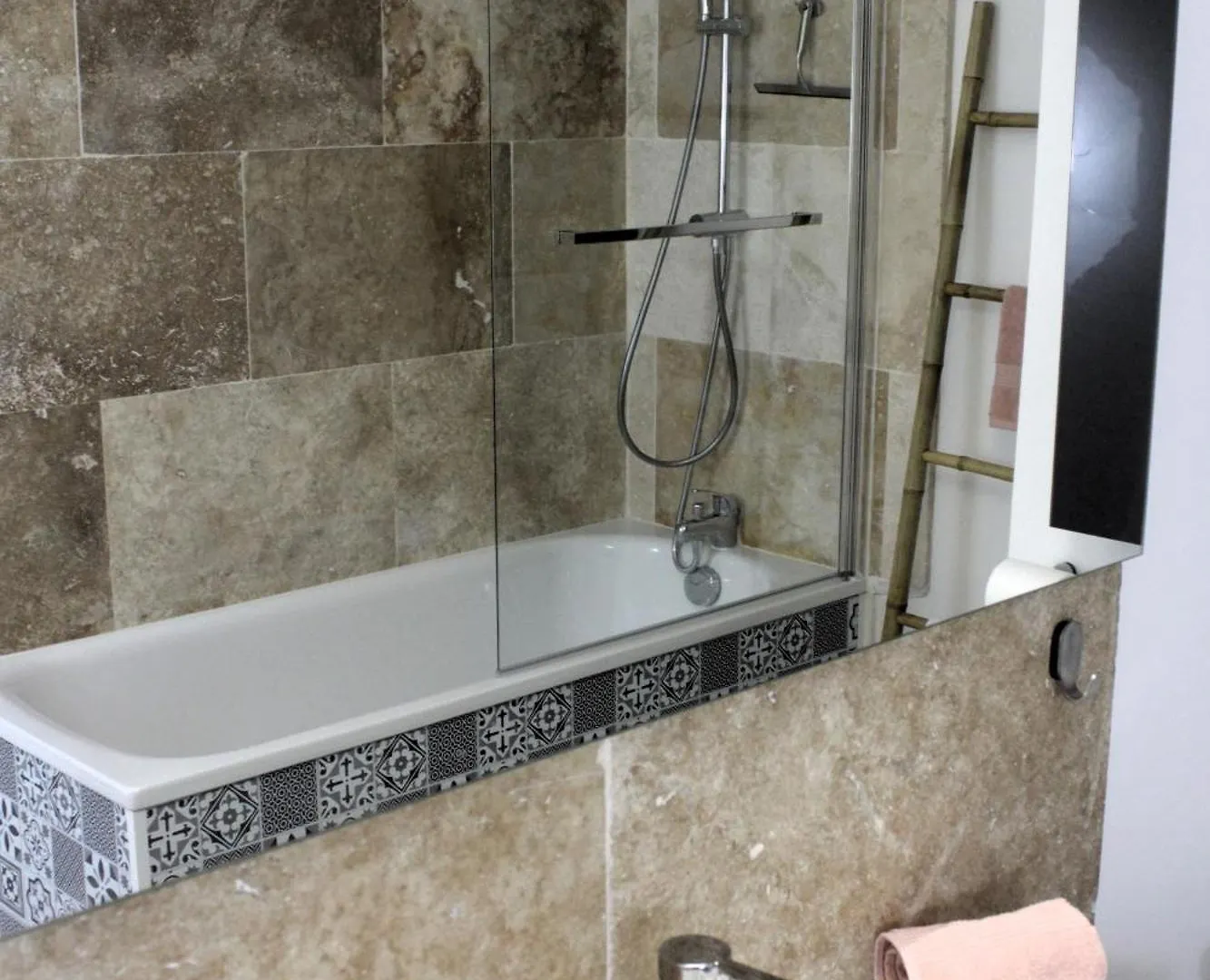Apartment Appartement Centre Historique L'Isle-sur-la-Sorgue France