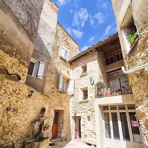 Appartement Au Lys Rose, LʼIsle-sur-la-Sorgue